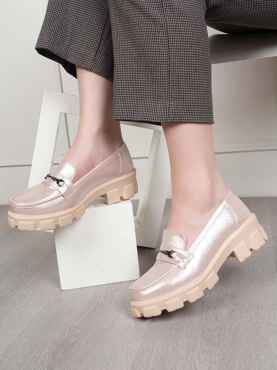 DressBerry Women Patent Leather Round Toe Horsebit Loafers