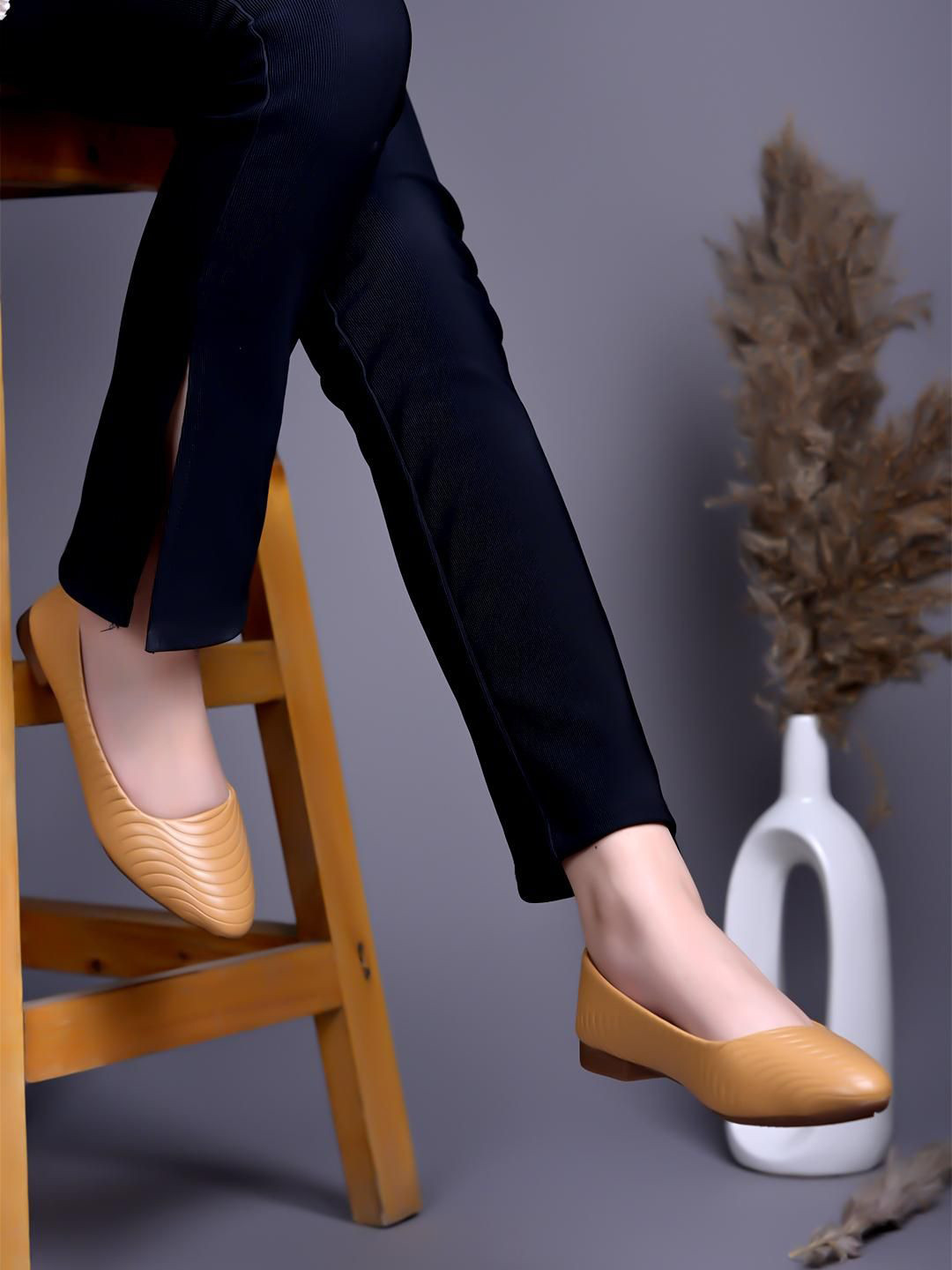 Stylestry Women Pointed Toe Ballerinas