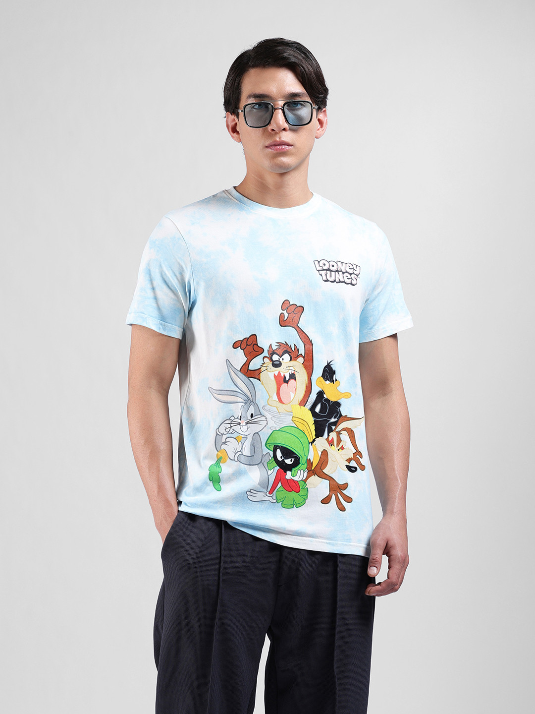 The Indian Garage Co Men Tie & Dye Looney Tunes Regular Fit T-shirt