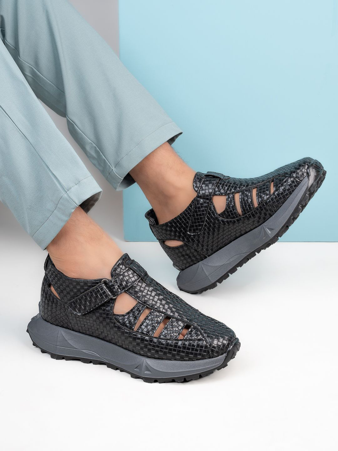 HI Toes Men Fisherman Slip-On Elavator Sandals