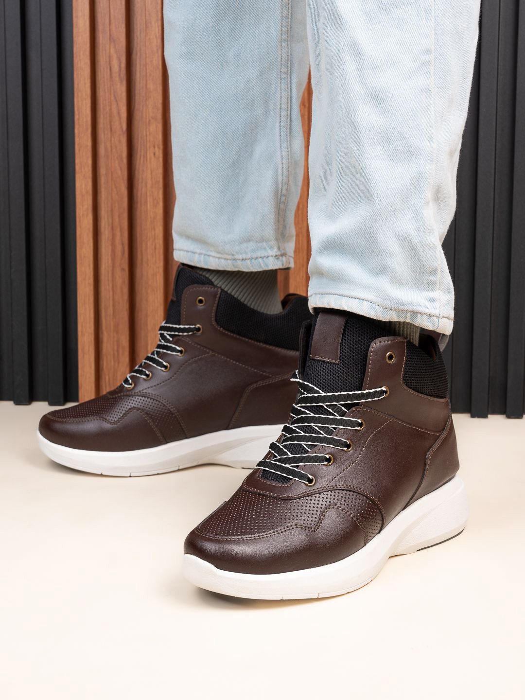 HI Toes Men Lace-Ups Elavator Sneakers