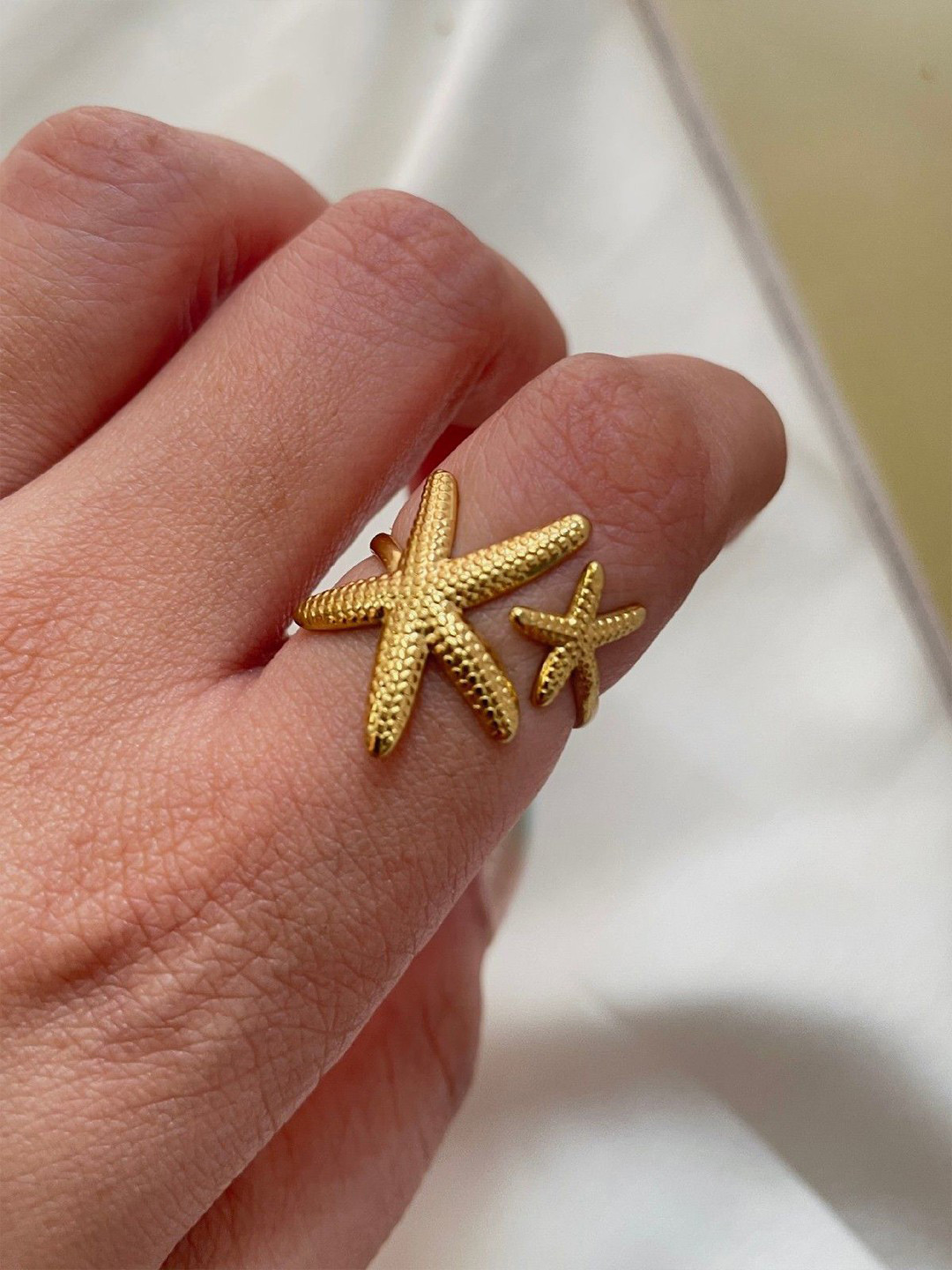 ISHKAARA Gold-Plated Stainless Steel Mermaid Sea Star Ring