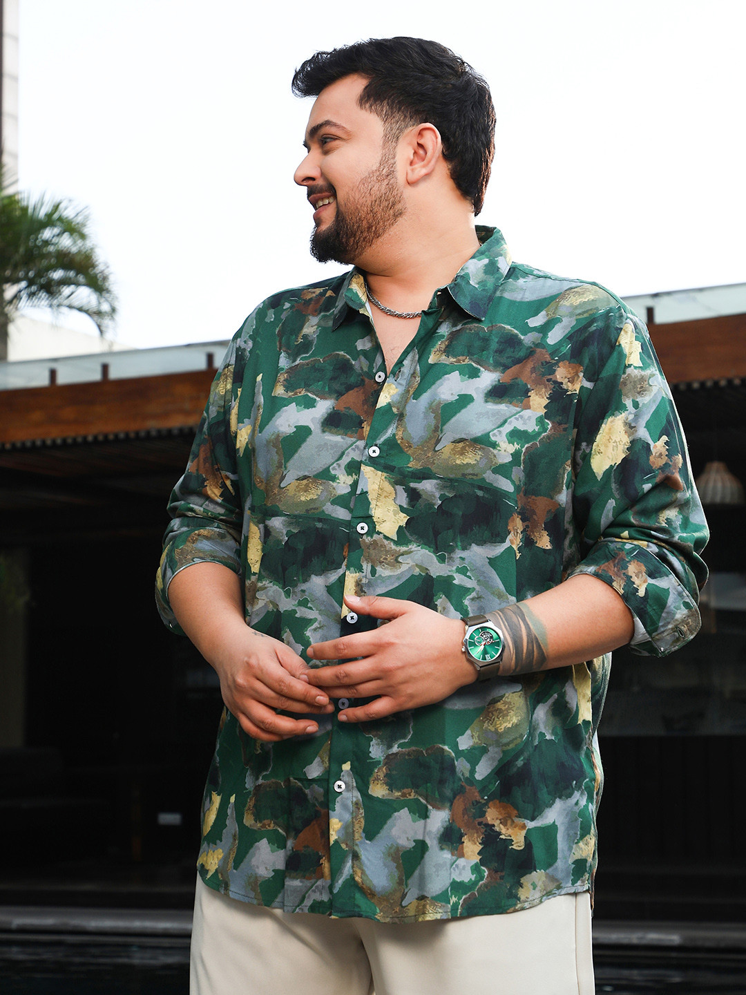 Instafab Plus Abstract Printed Comfort Spread Collar Cotton Shirt