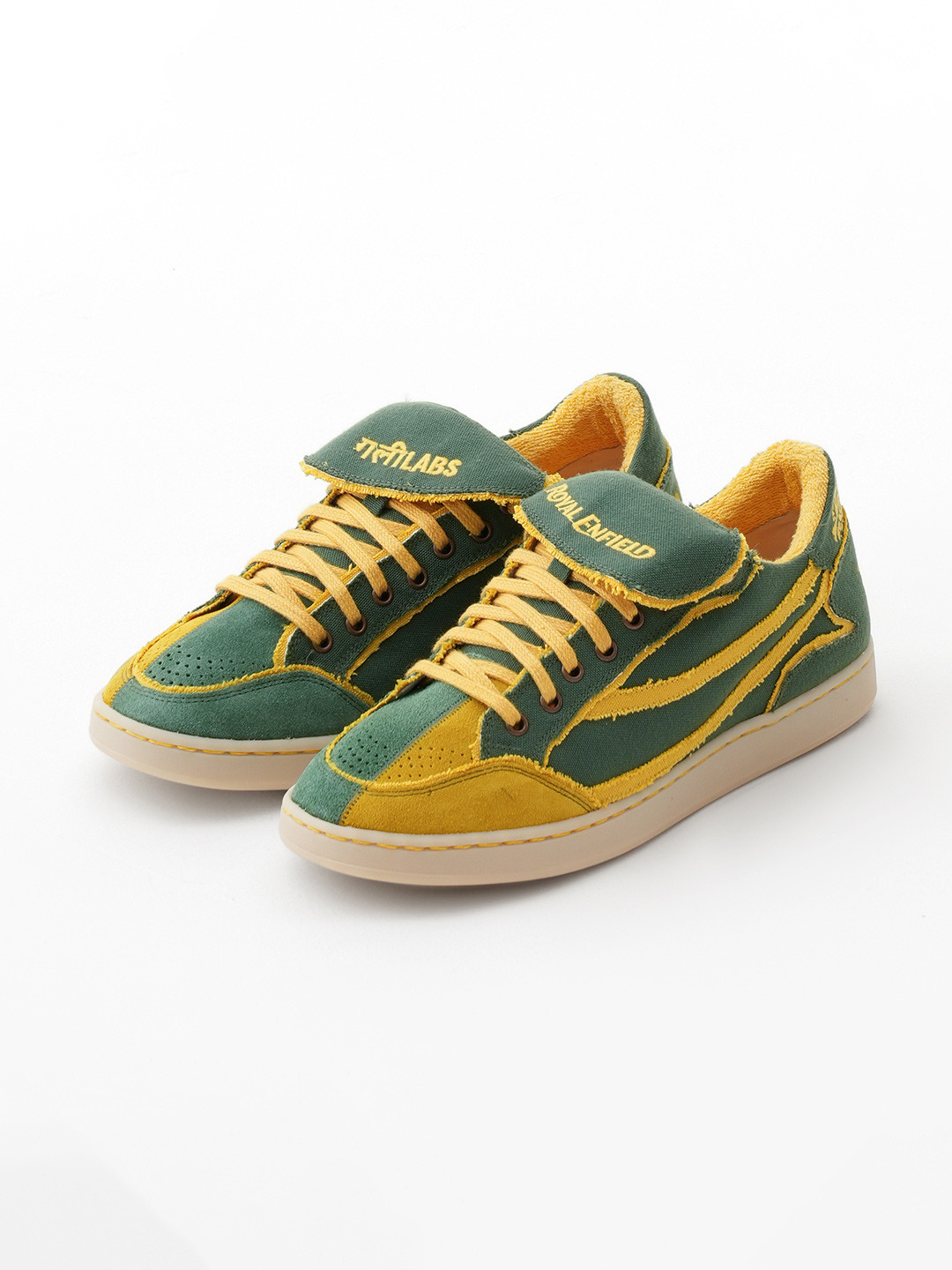 GULLY LABS Number 001 X Royal Enfield Baaz Nimba Rio 40 Men Printed Sneakers