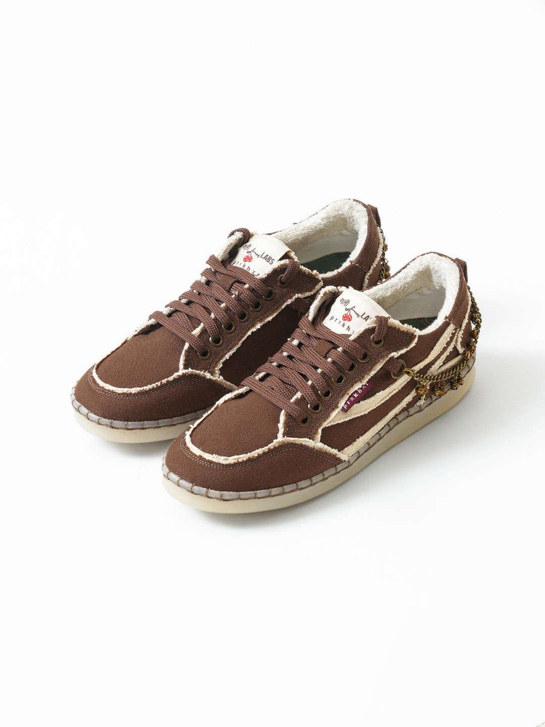 GULLY LABS Women Baaz Indrani Sneakers