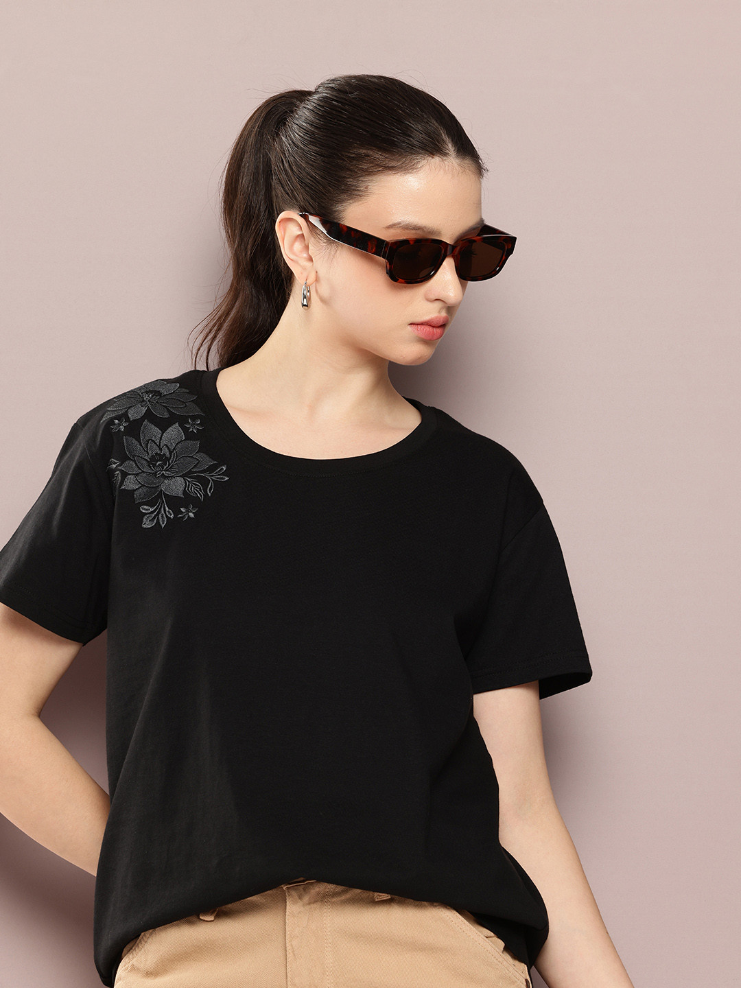 DILLINGER Women Boxy Regular Embroidery Crew Neck Tshirt