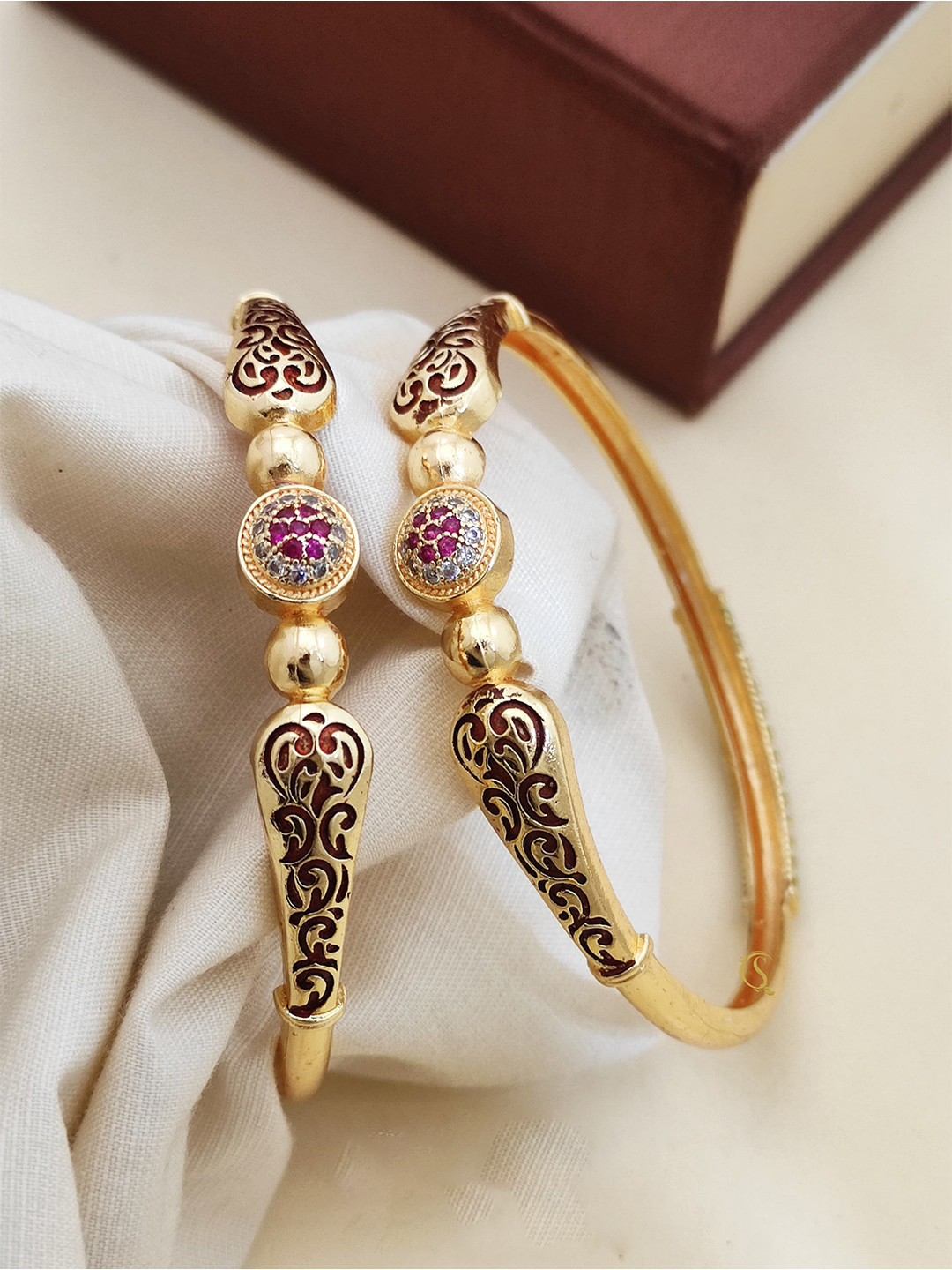 Queenzart Set Of 2 Gold-Plated American Diamond Studded Bangles