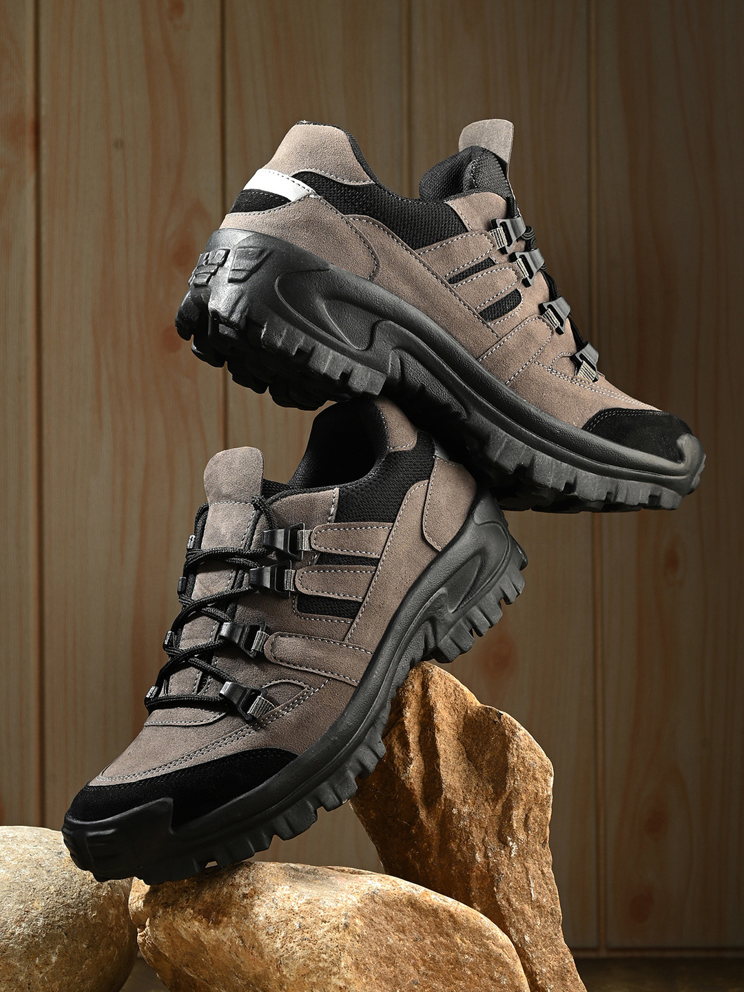 aadi Men Synthetic Leather Lightweight Outdoor Lace Up Boots