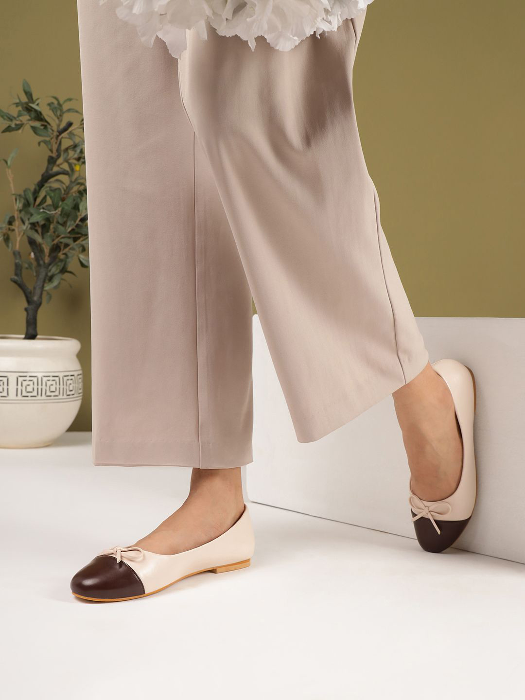 Lavie Women Colourblocked Ballerinas