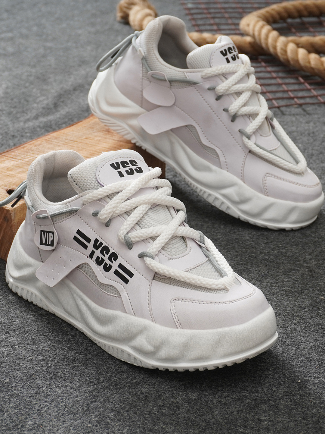 kadak collection Men Ultralightweight Premium Comfort Casual Textured Sneakers