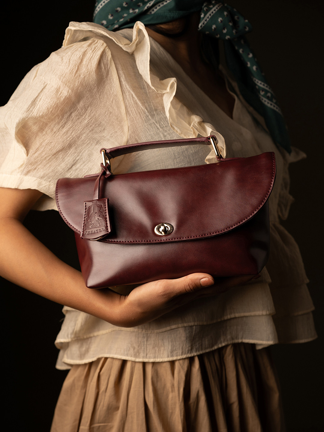 Theater Professor Fowl Women Sling Handbag