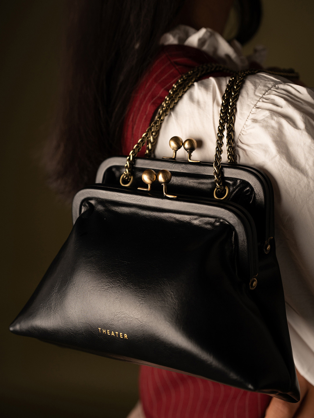 Theater Francesca Black Women Sling Handbag