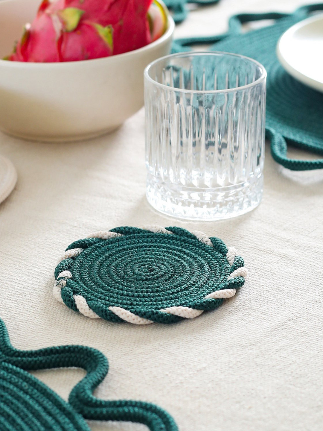 Umami Studio Set Of 6 Green Rope Coasters With Holder