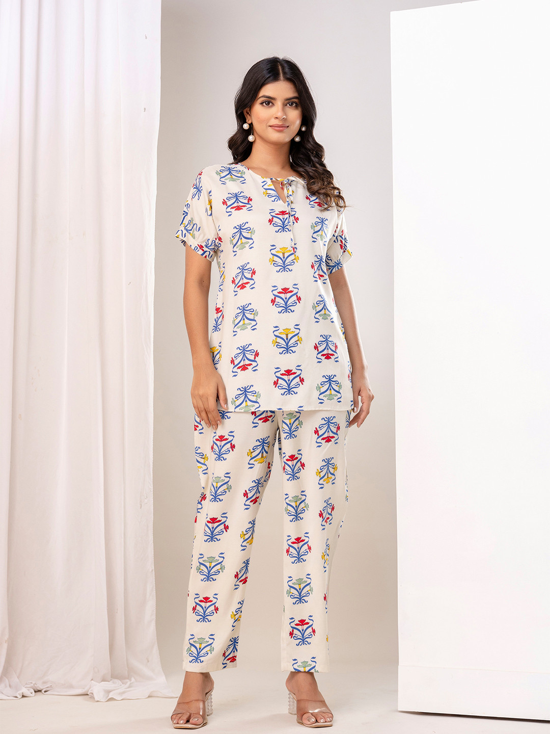 Jaipur Love Floral Printed Top With Trousers Co-Ords