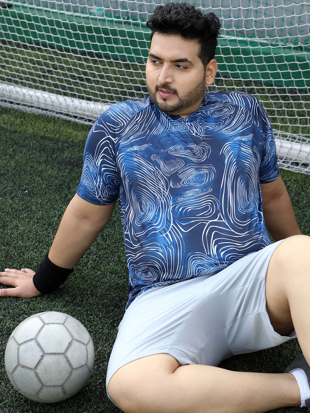 Instafab Plus Abstract Printed V-Neck Short Sleeves Regular Fit T-Shirt