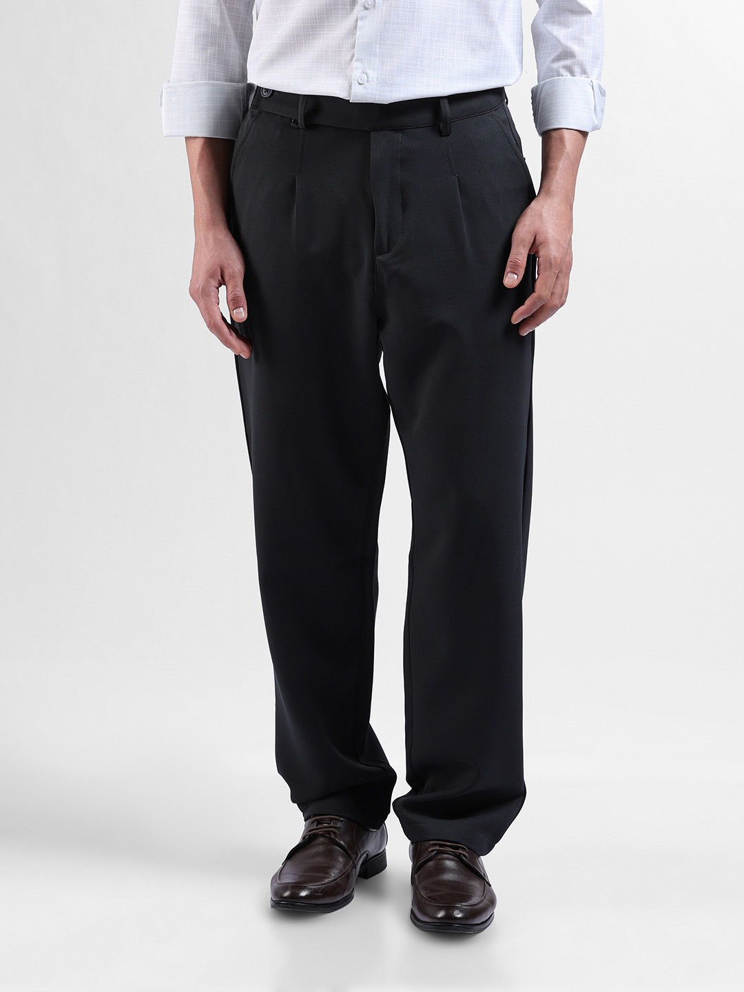 The Indian Garage Co Men Loose Tapered Fit Solid Smart Casual Gurkha Pants