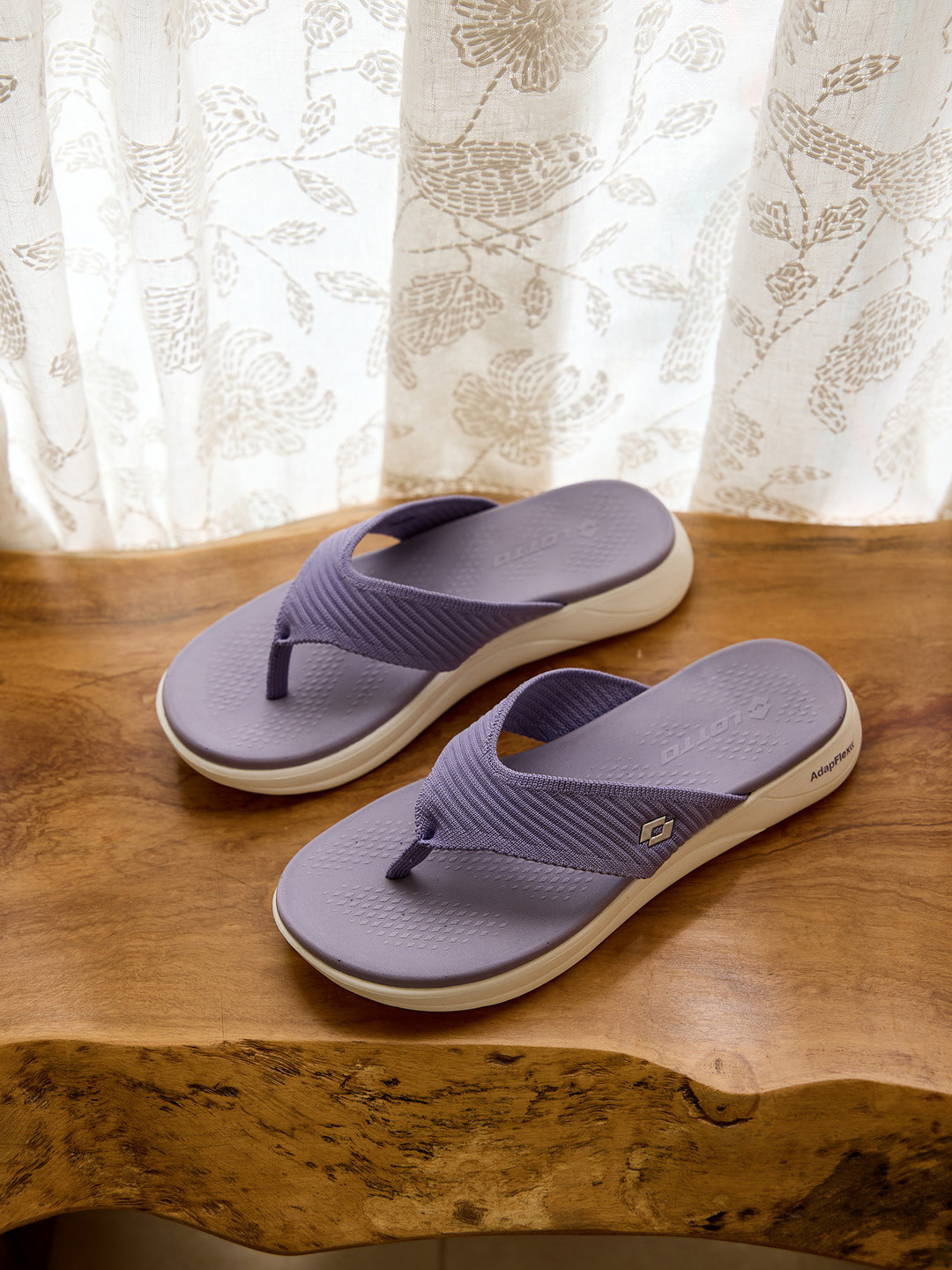 Lotto Women Evernote Plus Purple Flip Flops