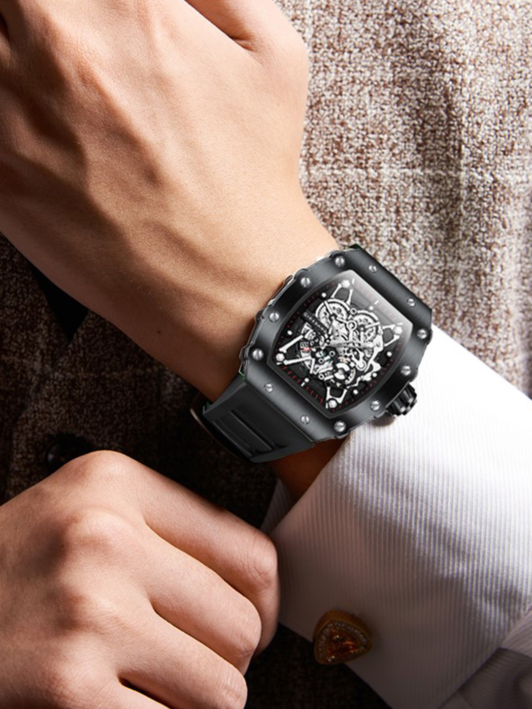 GIORDANO Men Embellished Dial & Bracelet Style Straps Analogue Watch GZ-50127-01