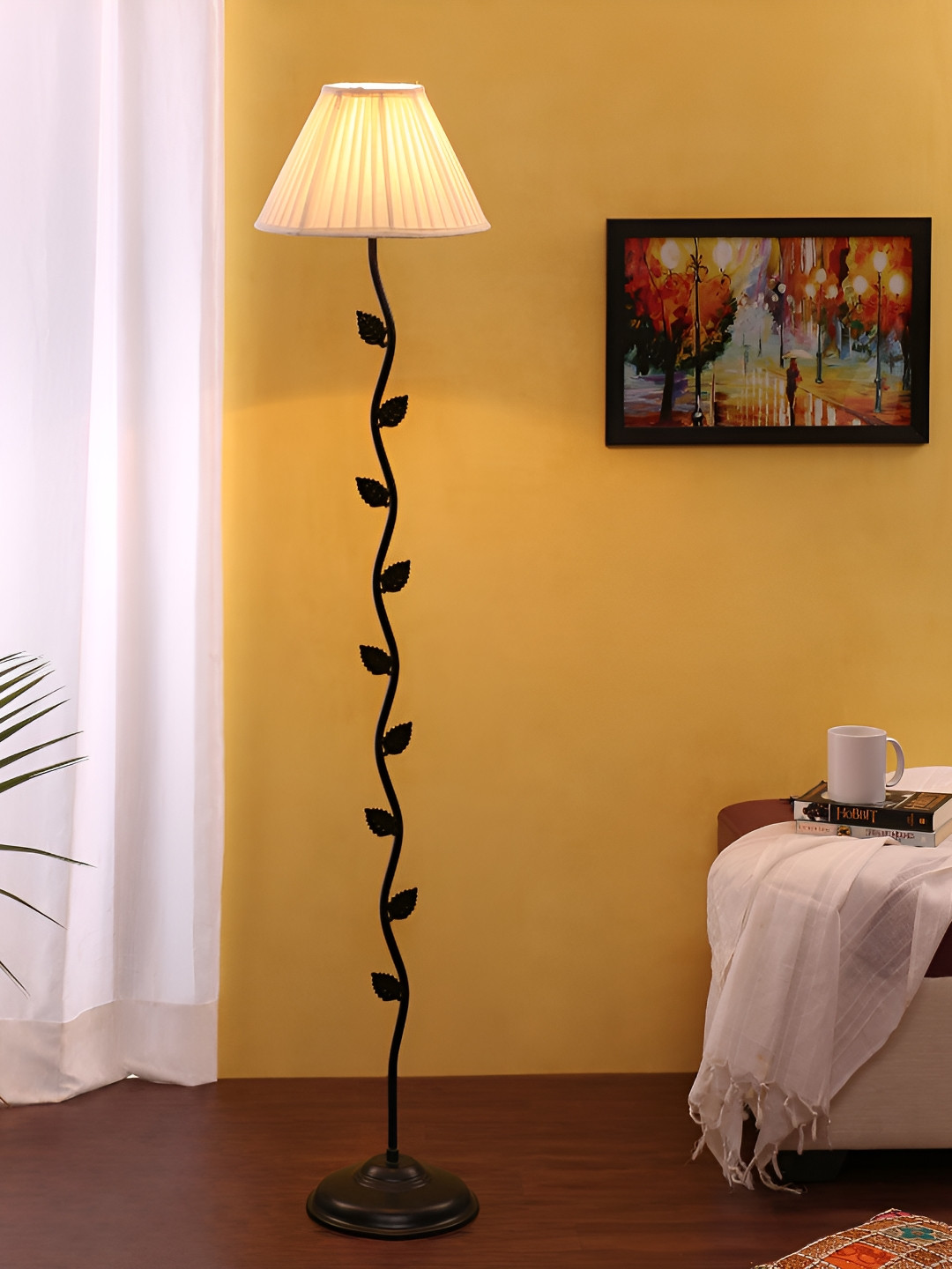 Devansh Off White & Black Pleated Leaf Floor Lamp