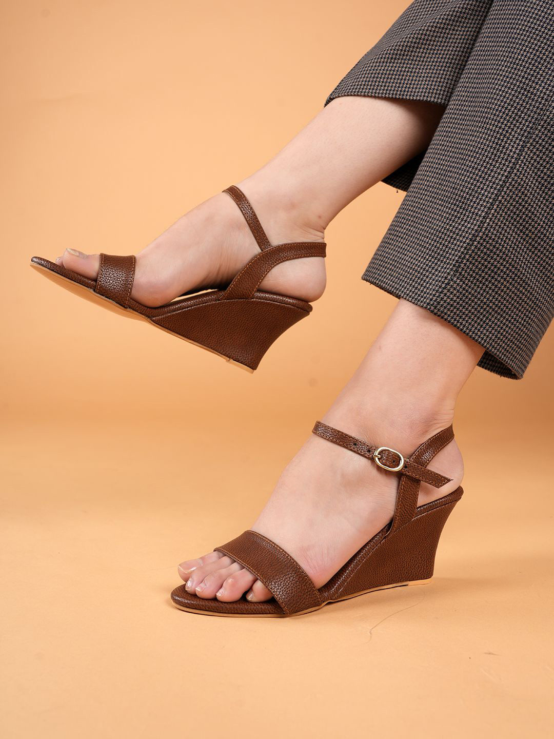 Mast & Harbour Women Wedge Heel Sandals