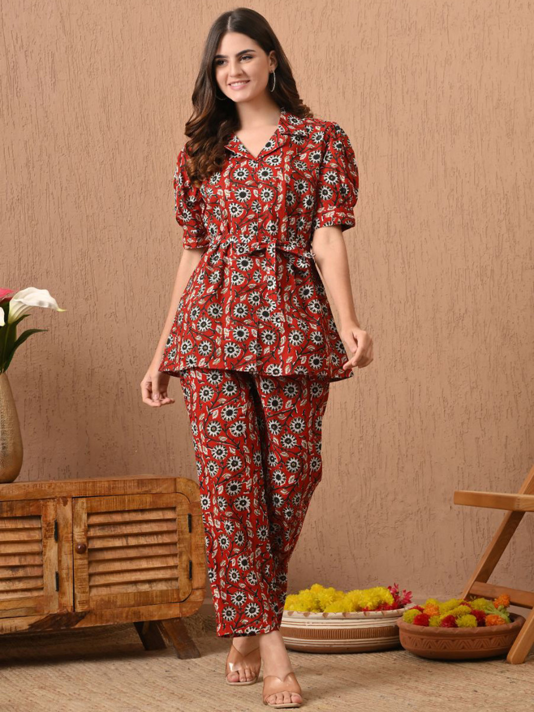 MURLI KURTI Floral Printed Pure Cotton Top With Trousers Co-Ords