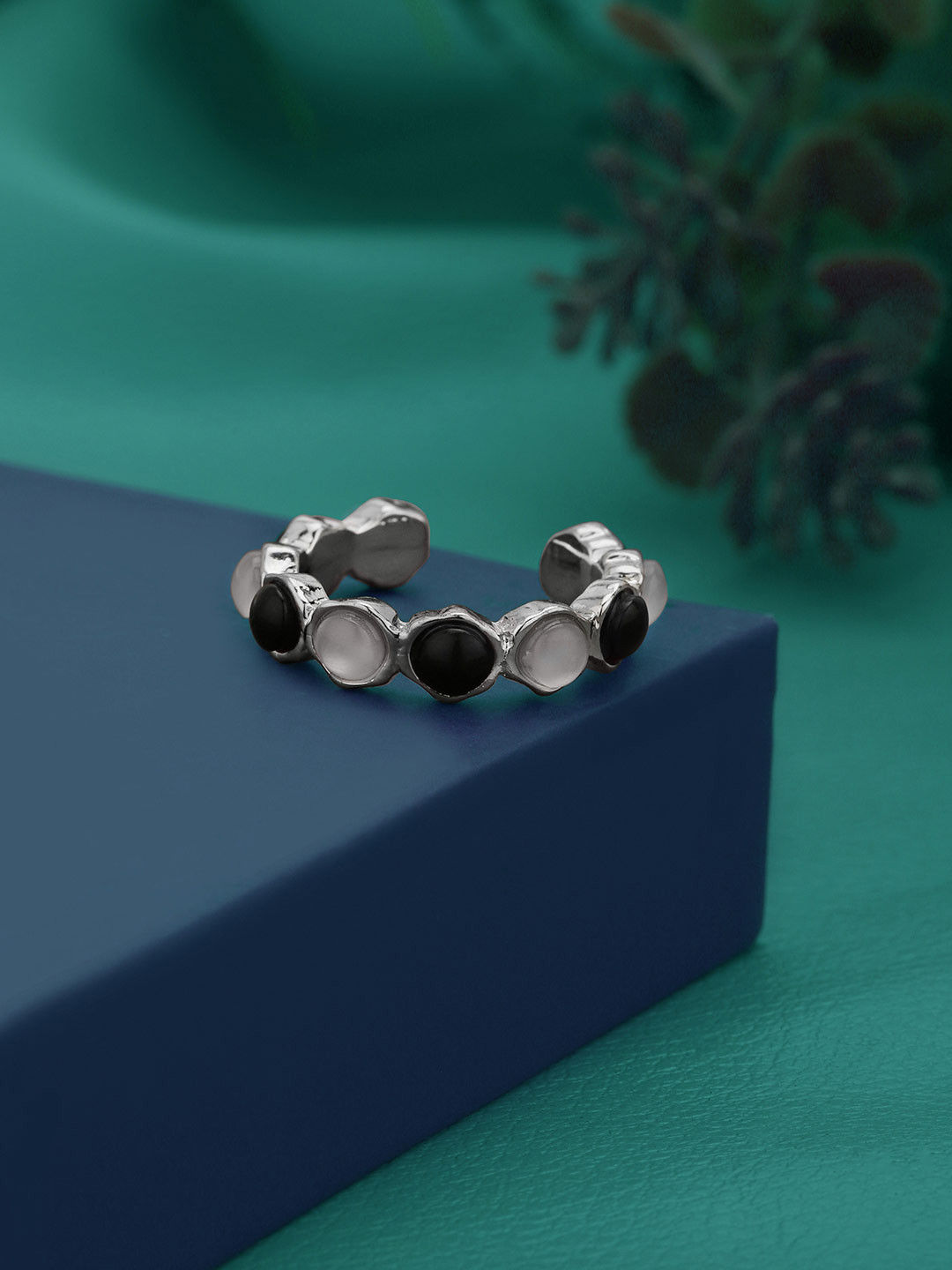 Carlton London Silver Plated White and Black Fancy Bead Adjustable Band Ring