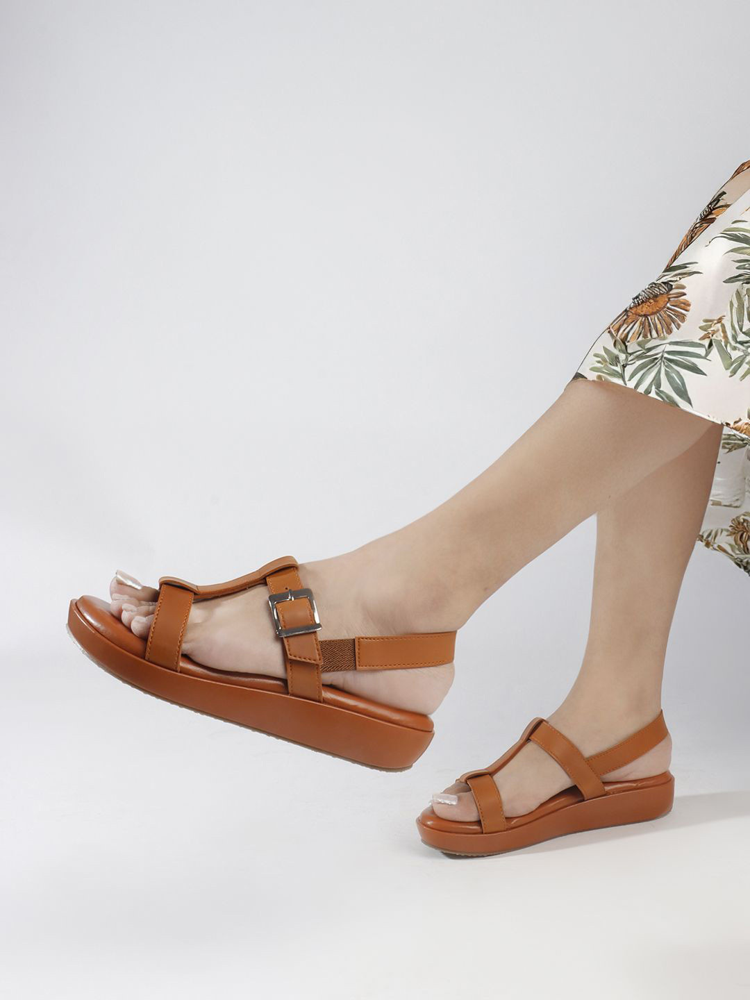 Carlton London Wn-83 Casual Starppy Platform Sandals with Buckles