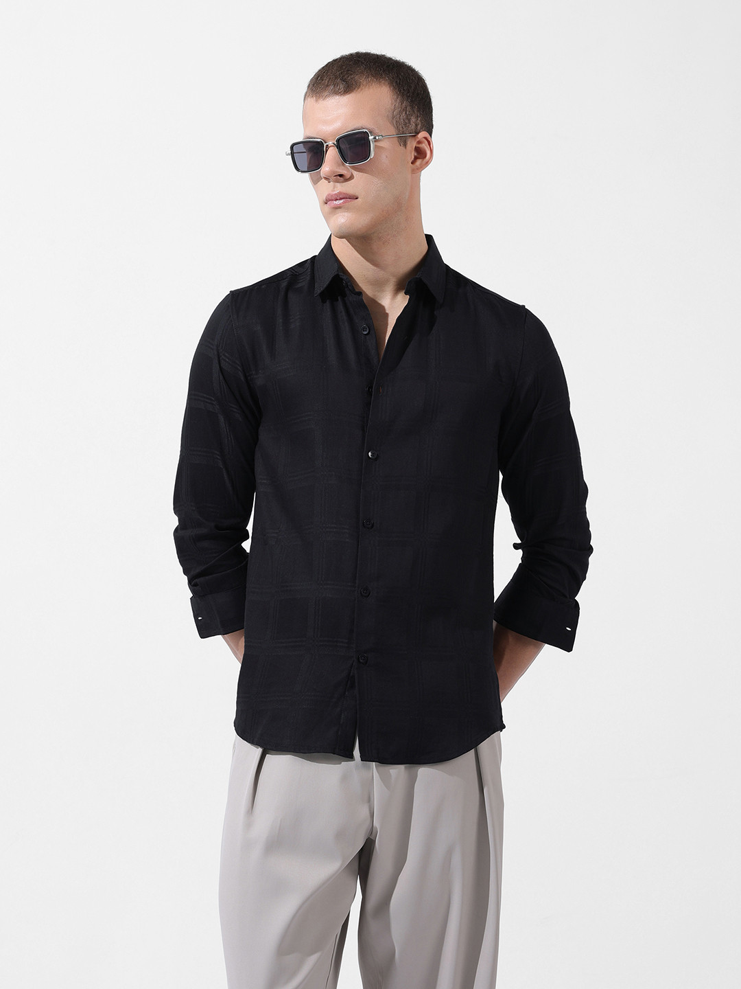 The Indian Garage Co Men Slim Fit Men Slim Fit Textured Back Dart Party Shirt