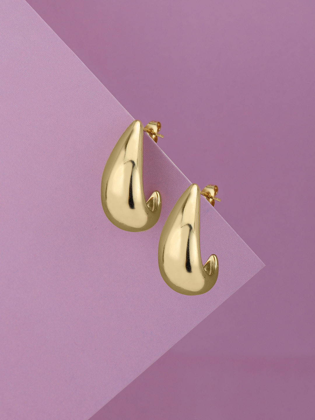 DressBerry Gold Plated Fancy Half Hoop Earring