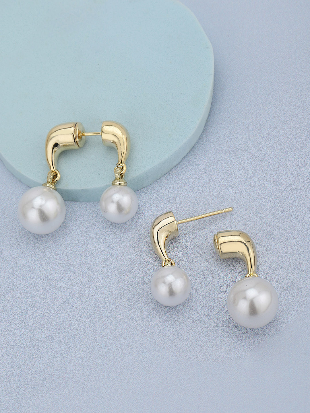 Gold Plated Dangling Pearl Earlobe Drop Earring