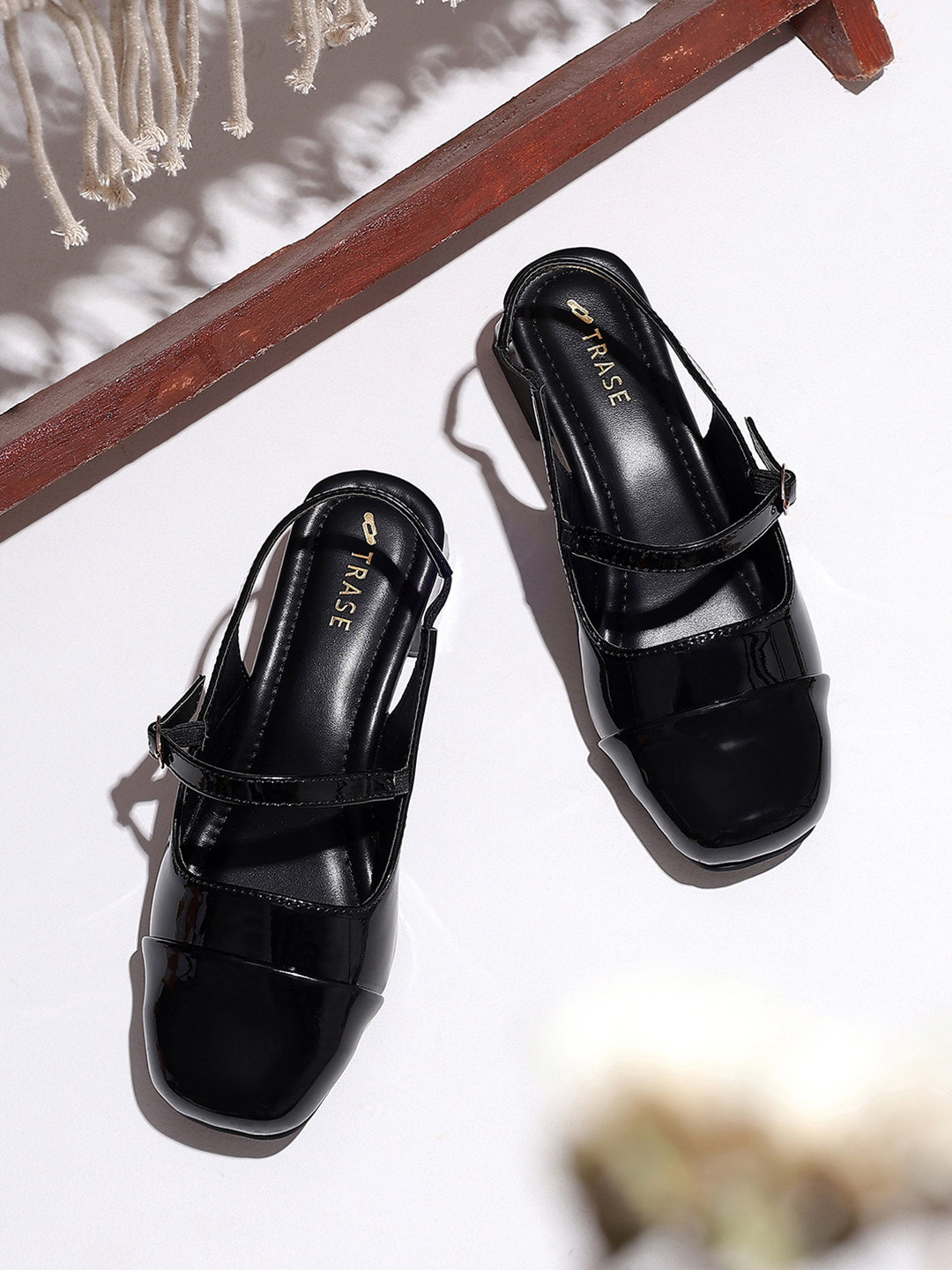 TRASE Women Square Toe Block Sandals