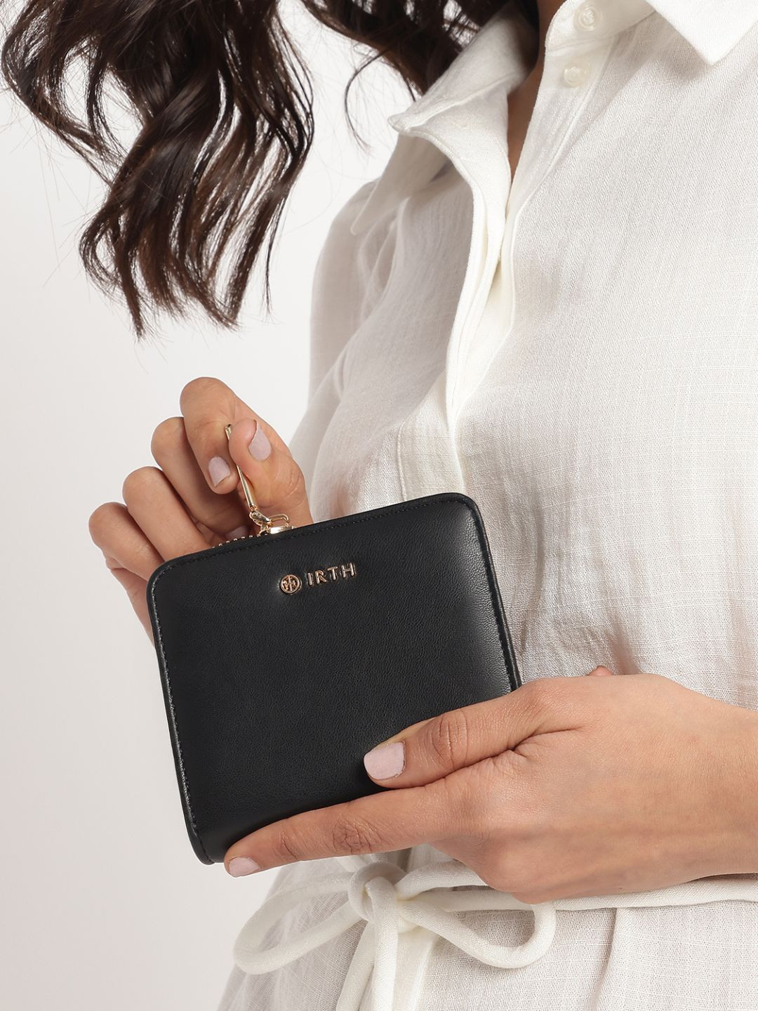 IRTH by House of Titan Women Iris Zip Around Wallet