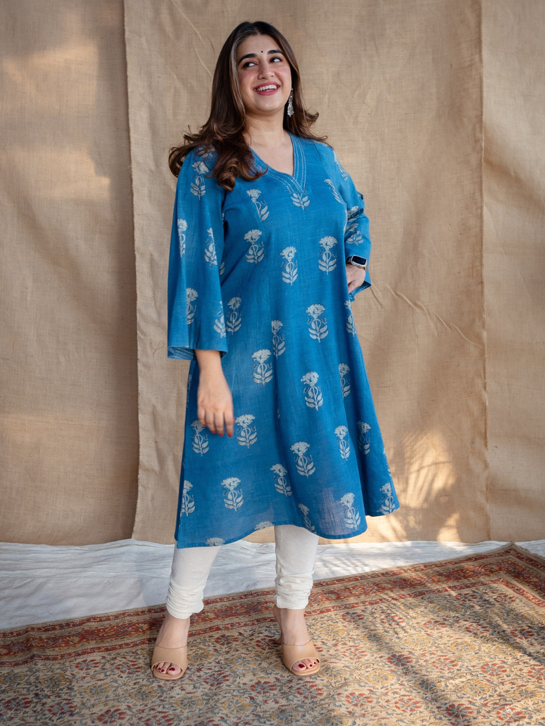 THE INDIAN ETHNIC CO Women Slim-Fit Churidar