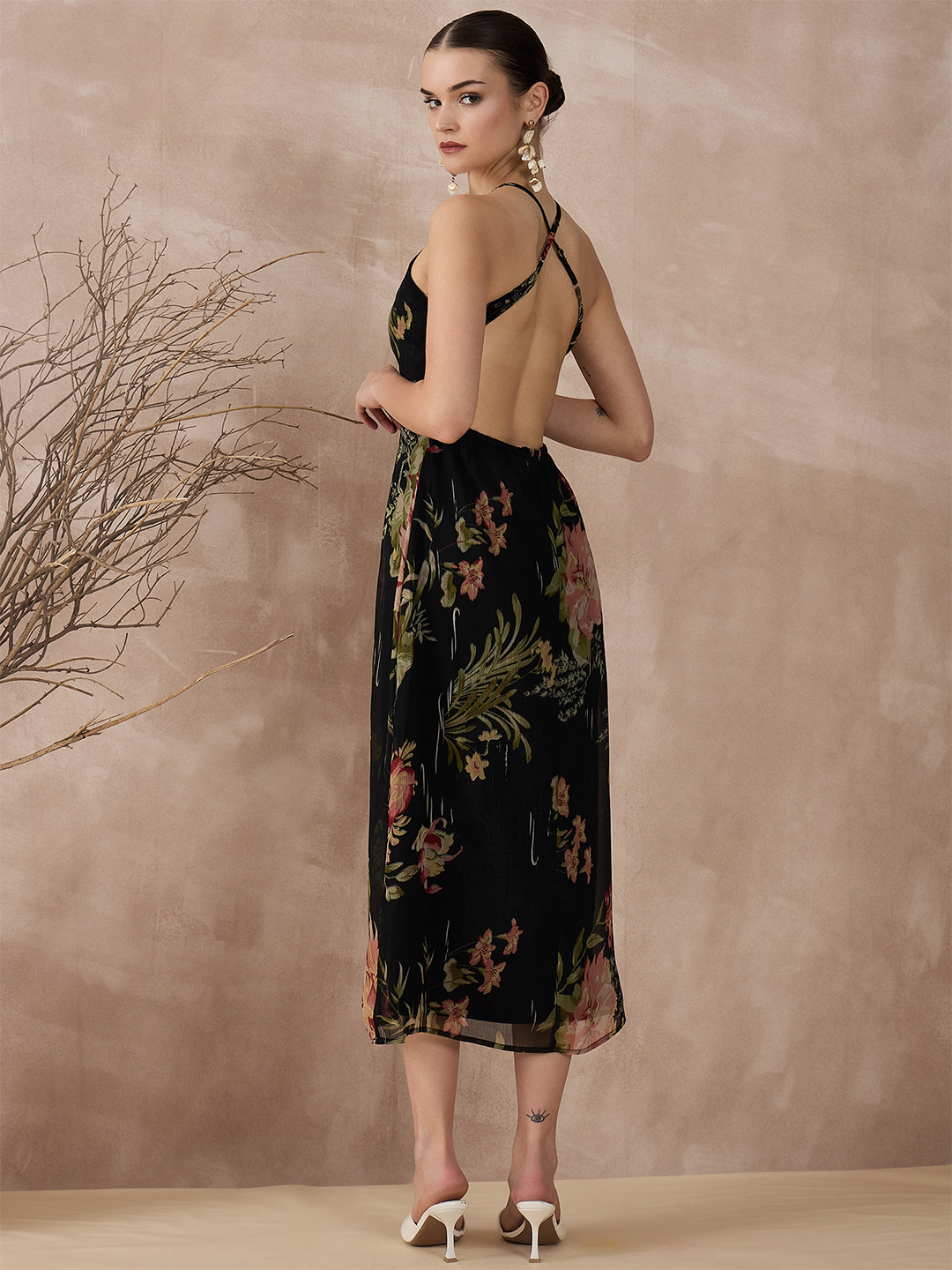 ZYNG Women Floral Print Georgette Midi Dress