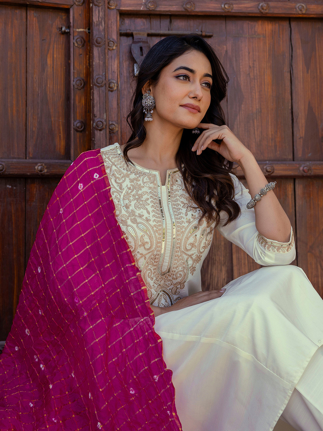 SKYLEE Women Ethnic Motifs Embroidered Kurta with Trousers & Dupatta