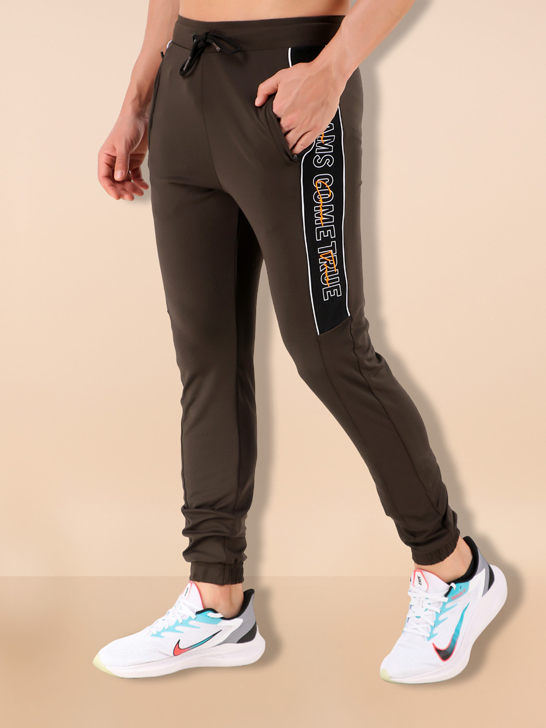 AKTIO Men Mesh-block Lightweight Tapered Fit Joggers