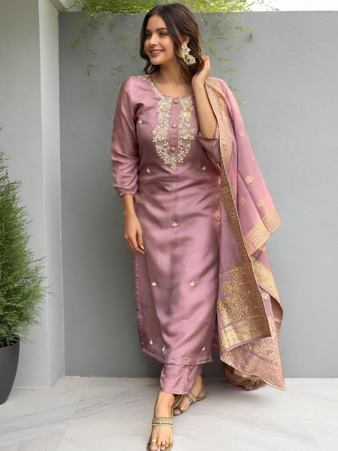 SZN Women Pink Chanderi Silk Kurta Sets
