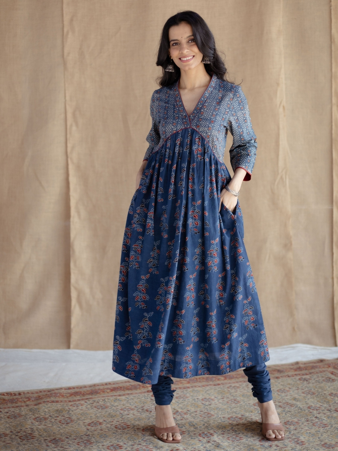 THE INDIAN ETHNIC CO Women Slim-Fit Churidar