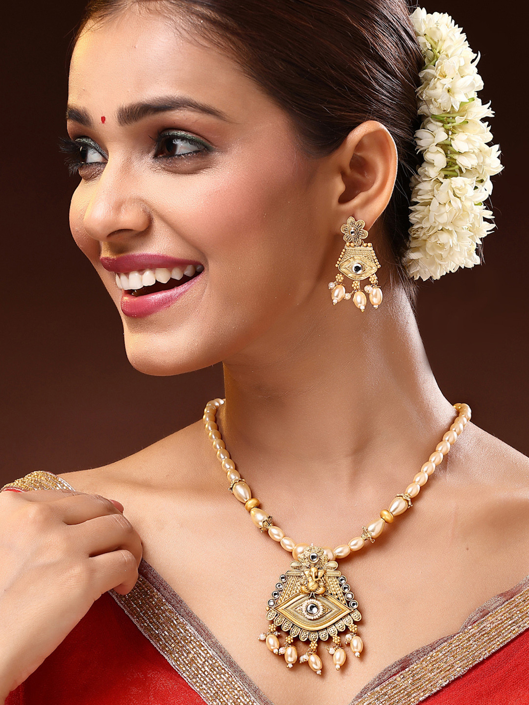 ADIVA 22K Gold-Plated Lord Ganesh Kundan Stone-Studded & Pearls BeadedJewellerySet