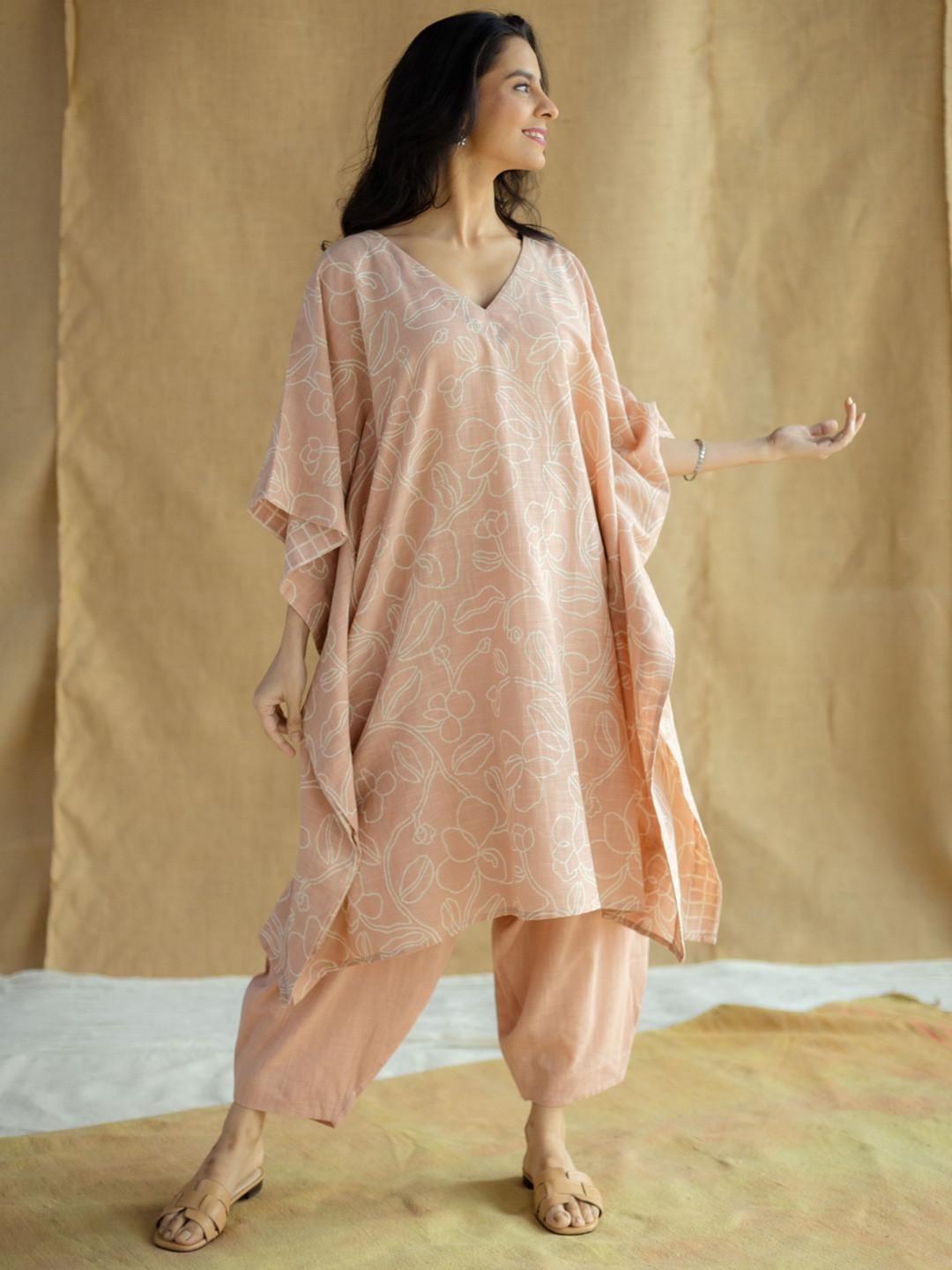 THE INDIAN ETHNIC CO Women Loose Fit Cotton Salwar