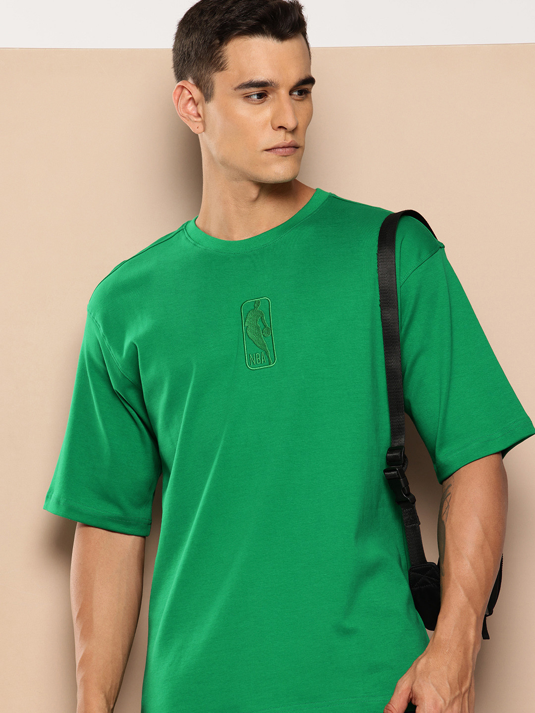 NBA Men Logoman Tonal Drop-Shoulder SleevesOversized  Pure Cotton T-shirt