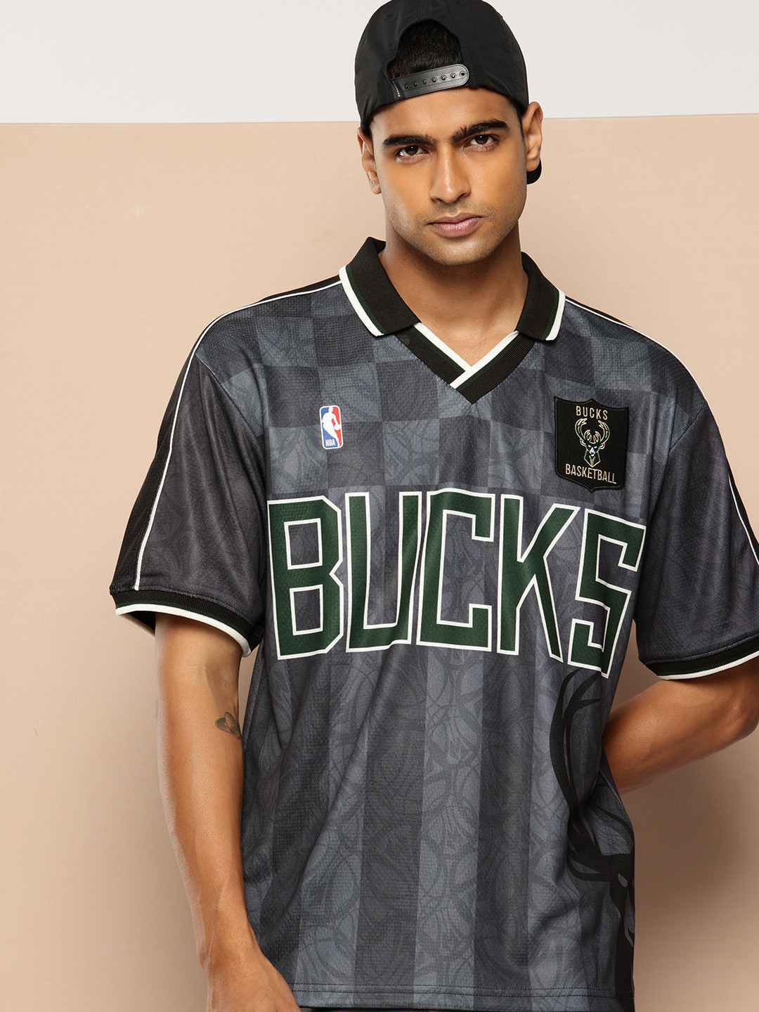 NBA Men Milwaukee Bucks Vintage Printed Oversized Polo Collar T-shirt