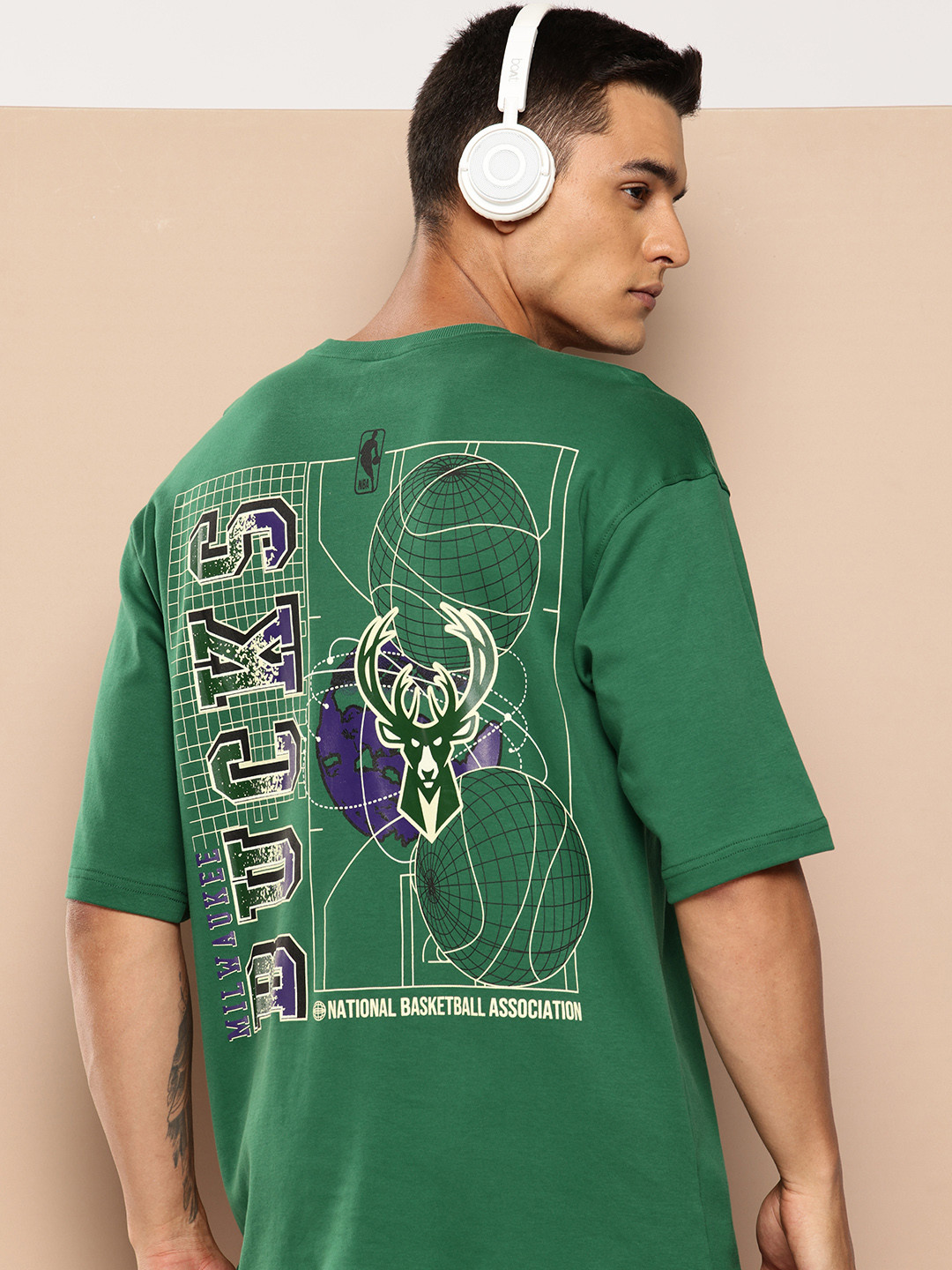 NBA Men Milwaukee Bucks City Printed Drop-Shoulder Sleeves Oversized  Pure Cotton T-shirt