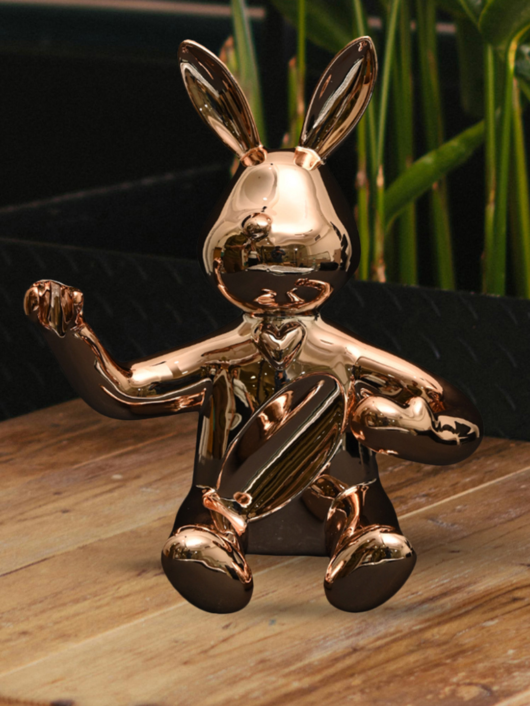 MIDLAND Resin Coloured Toned Rose Gold EDDIE Wine Holder Showpiece