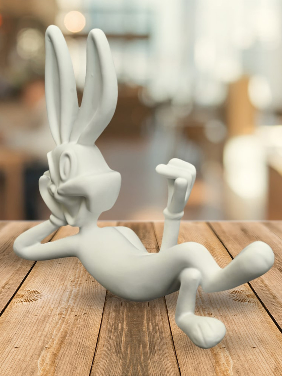 MIDLAND Resin Coloured Toned White BUGS BUNNY Showpiece