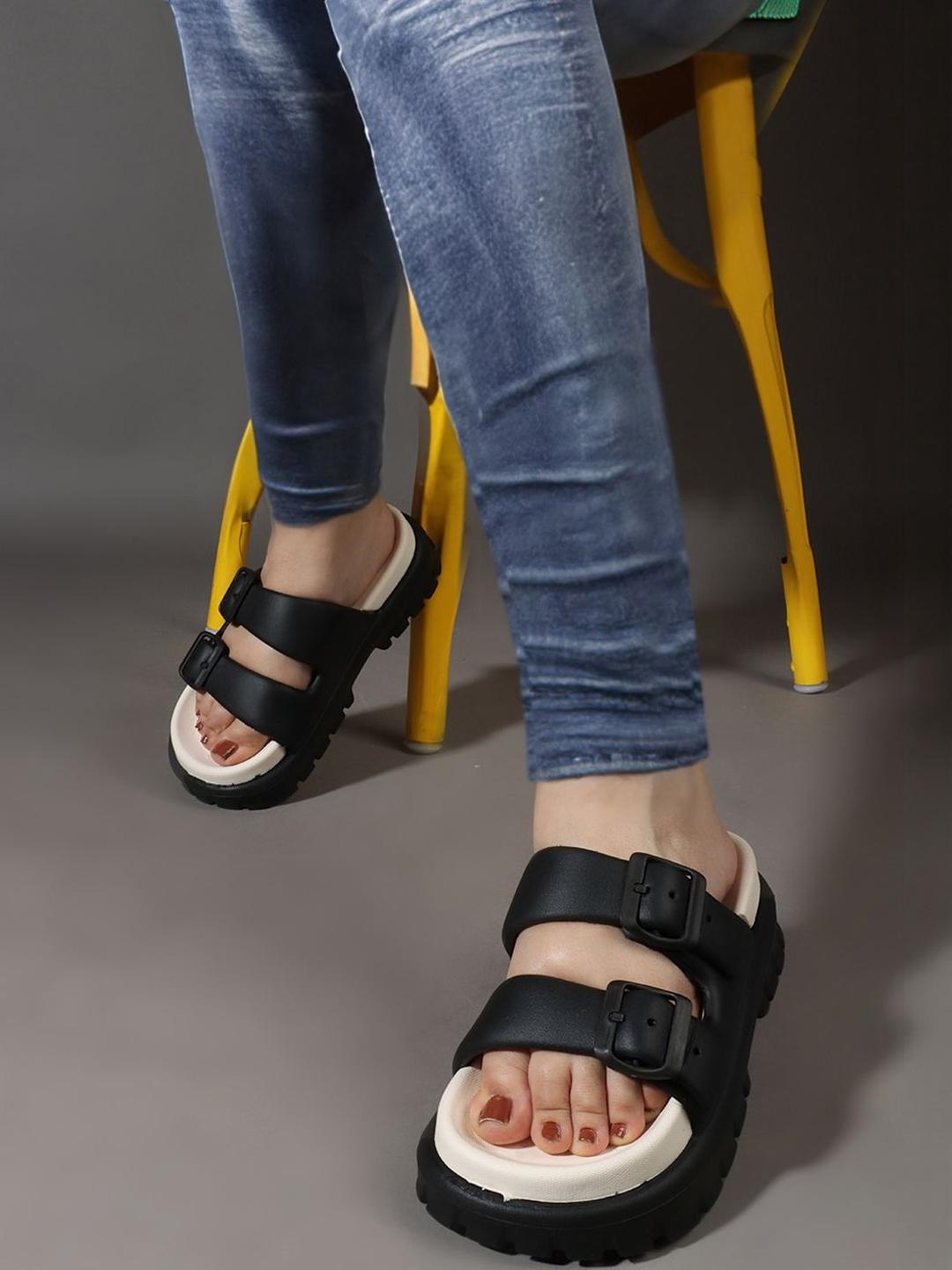 Kook N Keech Women Sliders