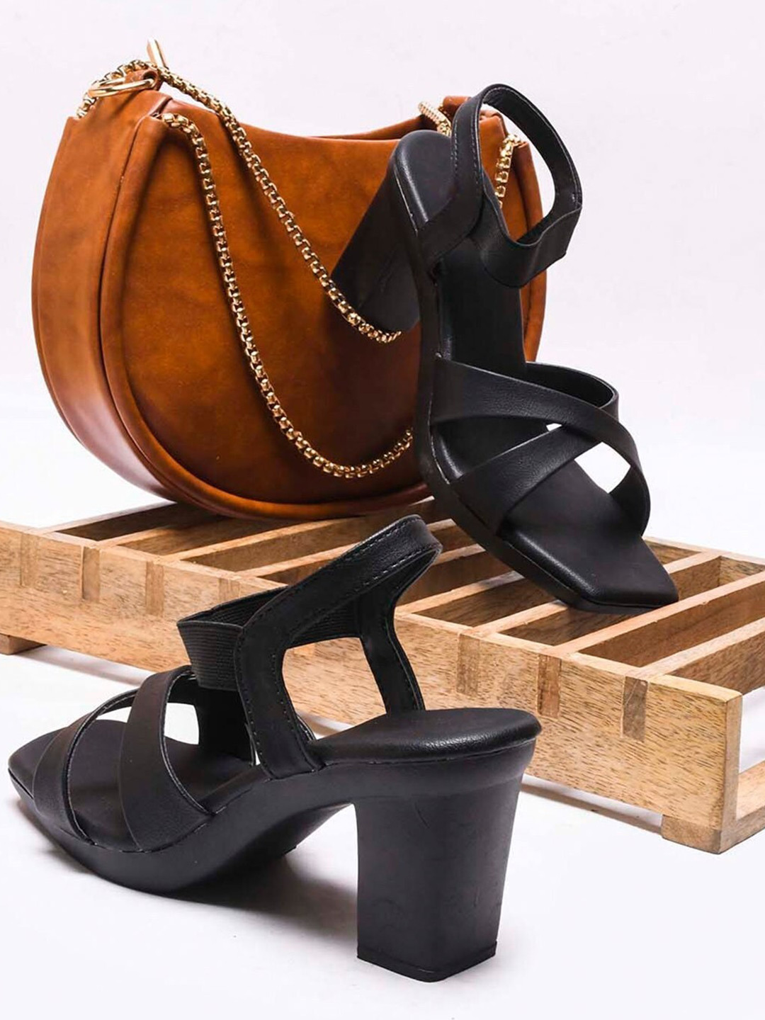 Looper Women Ankle Loop Block Heel Sandals