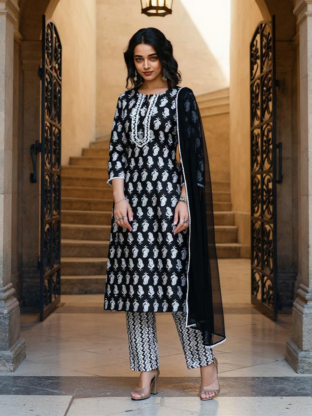 SZN Floral Printed Notch-Neck Straight Kurta With Trousers And Dupatta
