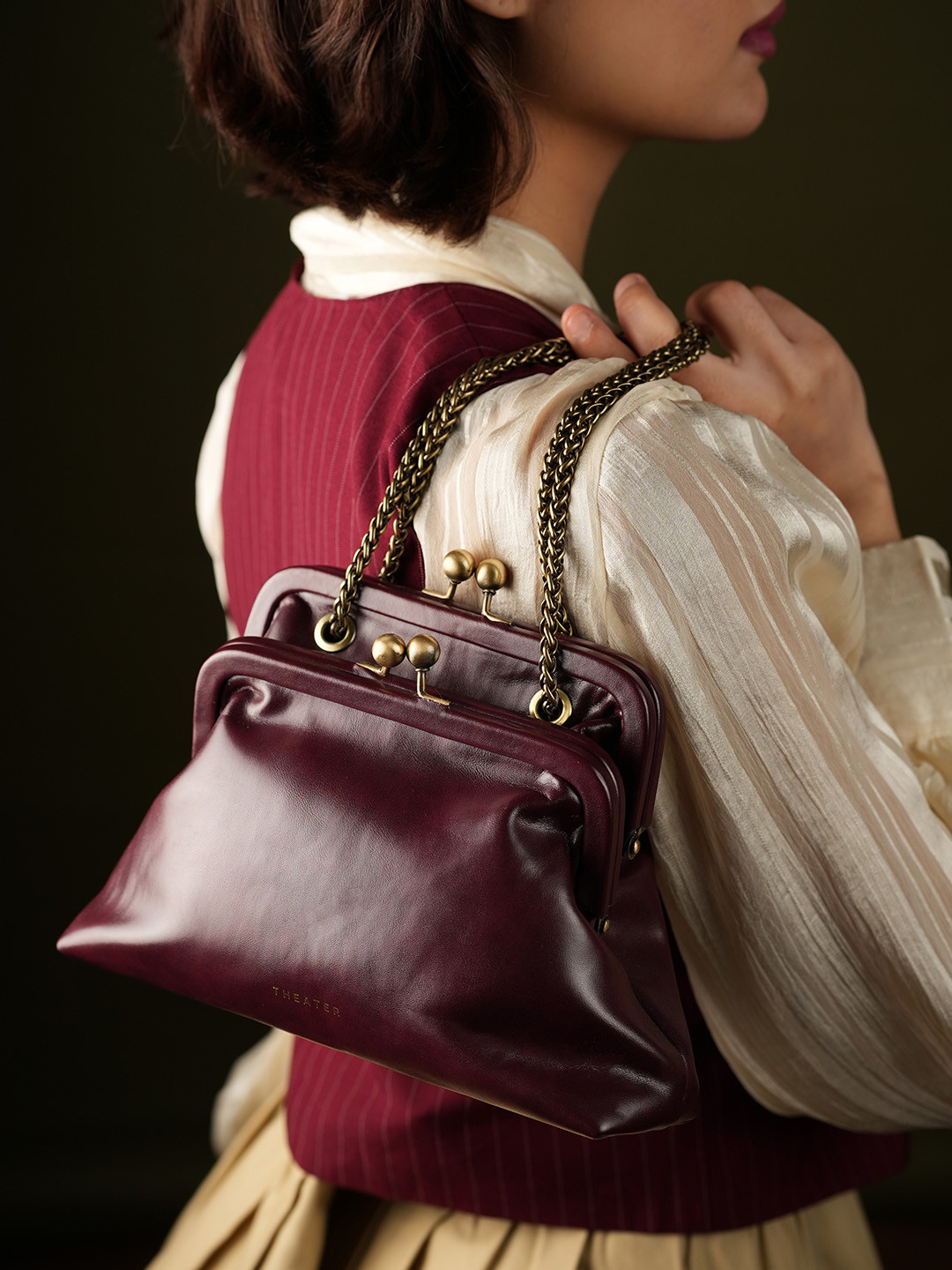 Theater Francesca Structured Handheld Bag