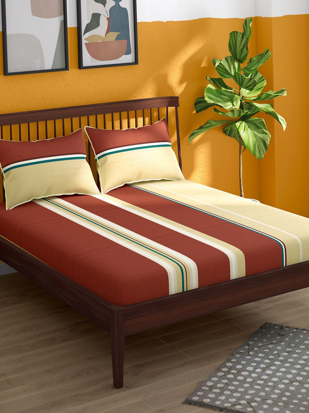 Portico Rust & Beige 152 TC King Bedsheet with 2 Pillow Covers